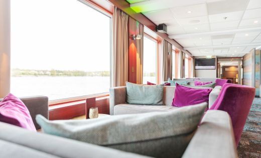 Ms Nestroy Lounge