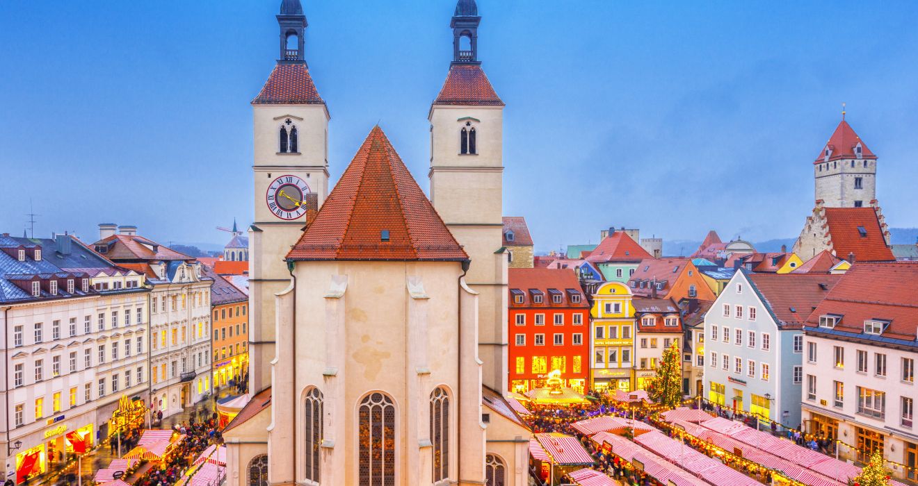 Christkindlmarkt in Regensburg hell